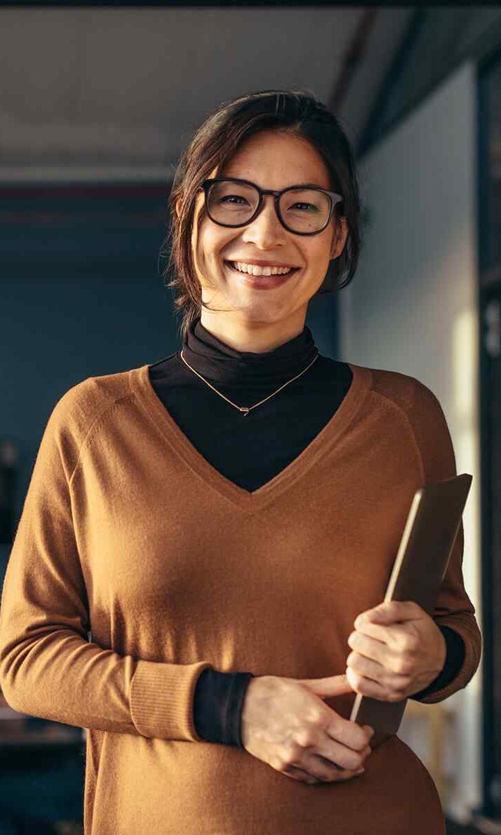 https://wiseturk.com/wp-content/uploads/2019/10/inner_team_01-720x1200.jpg